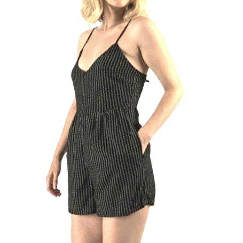 Volcom Women's wild queendom romper short fresh fabric luxury black size XS.
